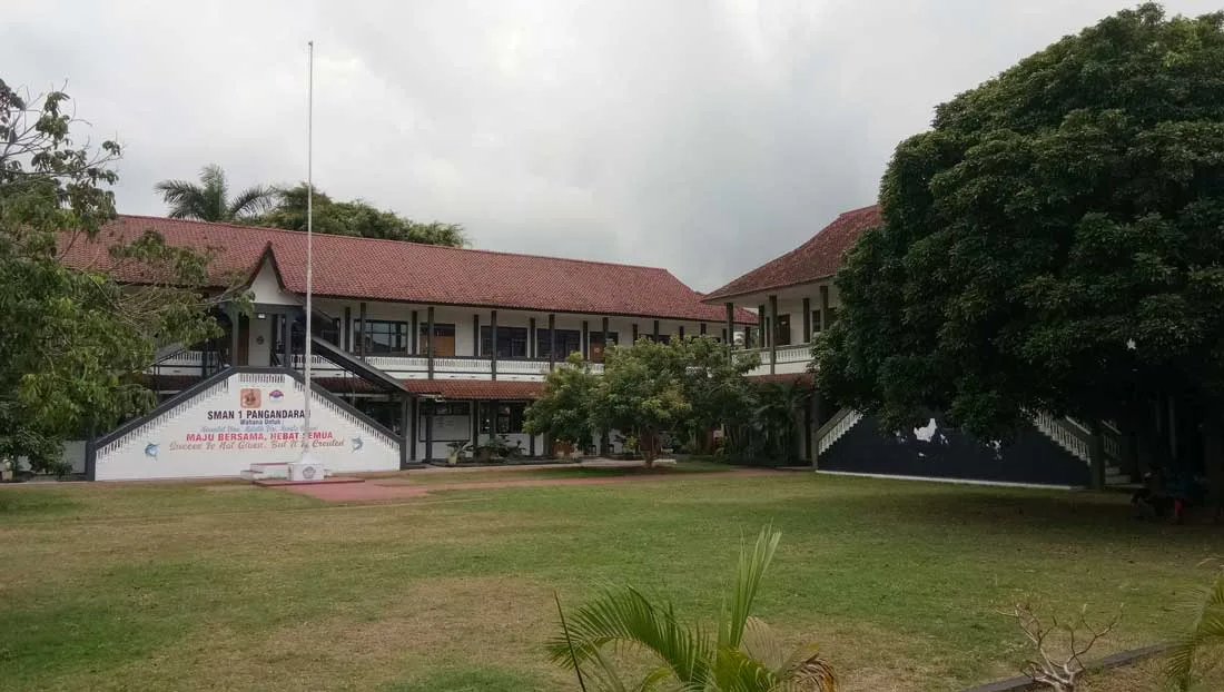 Sma negeri 1 pangandaran foto 9m