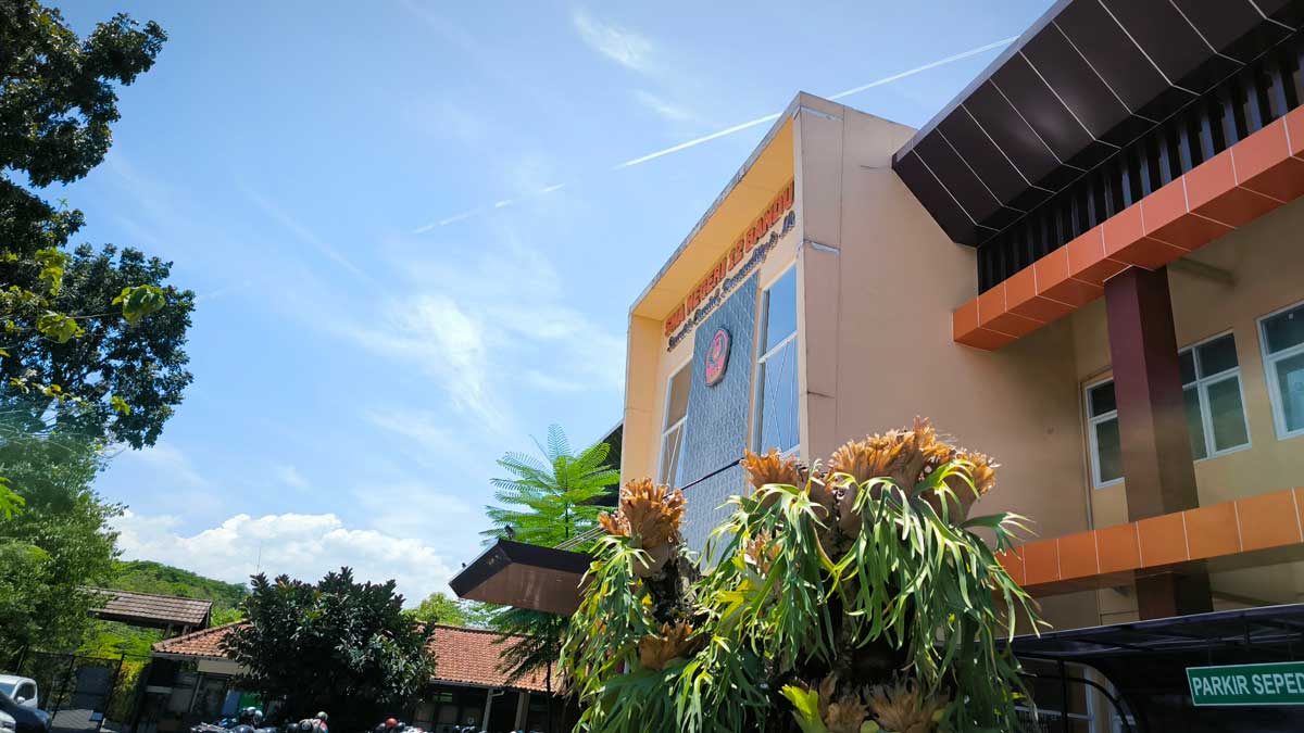 sman 12 bandung foto 2