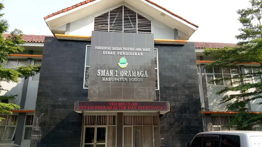 Sman 1 dramaga kab bogor foto 1m,