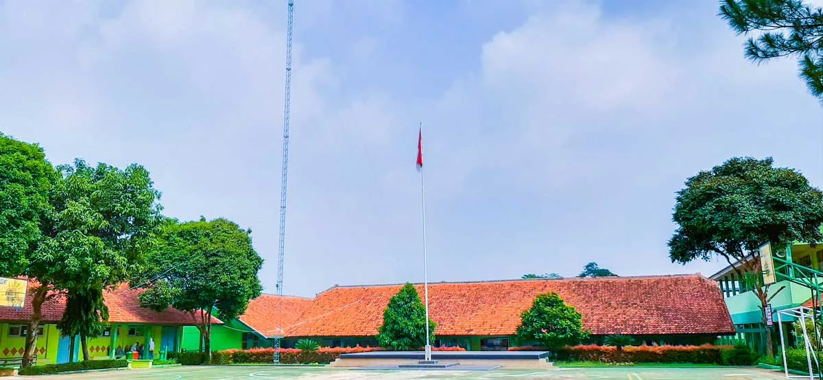 Sekolah sman 1 cibungbulang bogor8 m