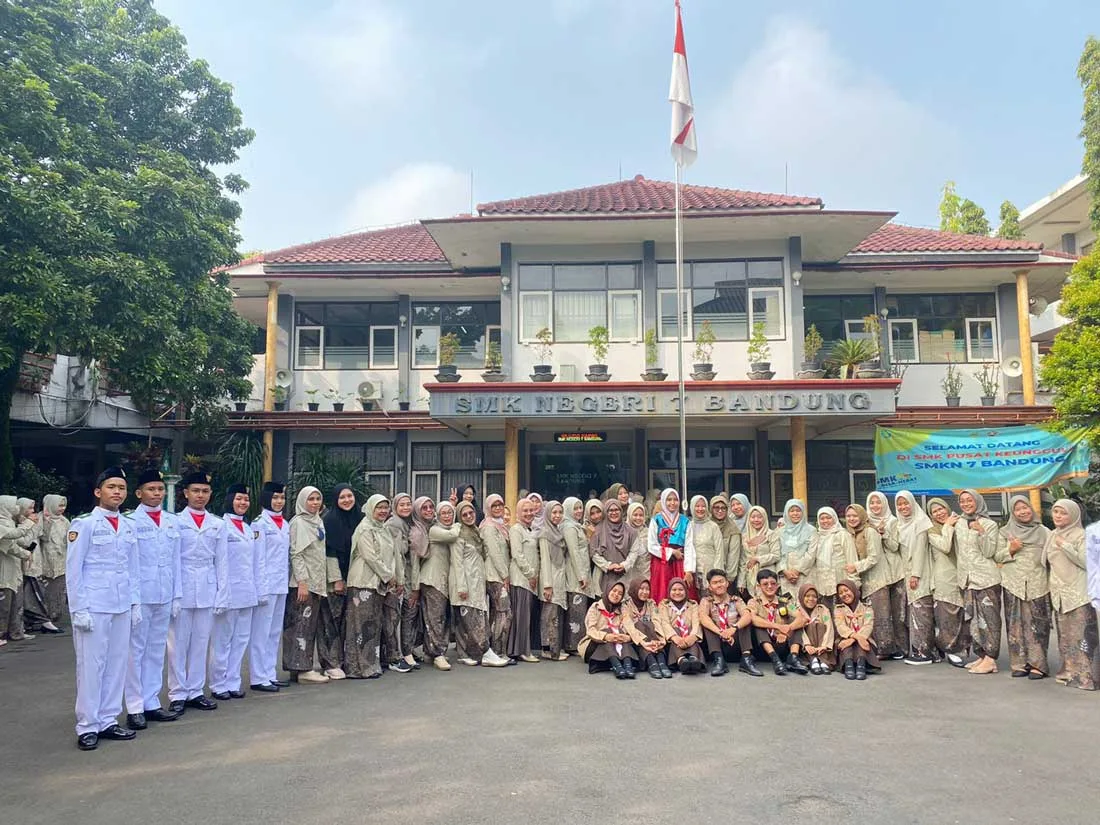 Smkn 7 bandung foto 4