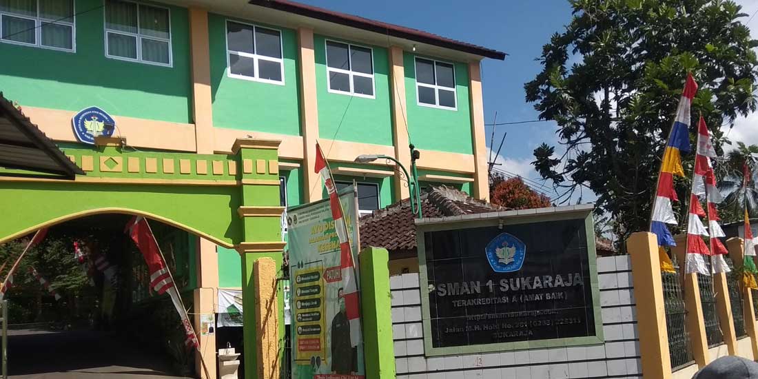 sma negeri 1 sukaraja kab bogor foto 1