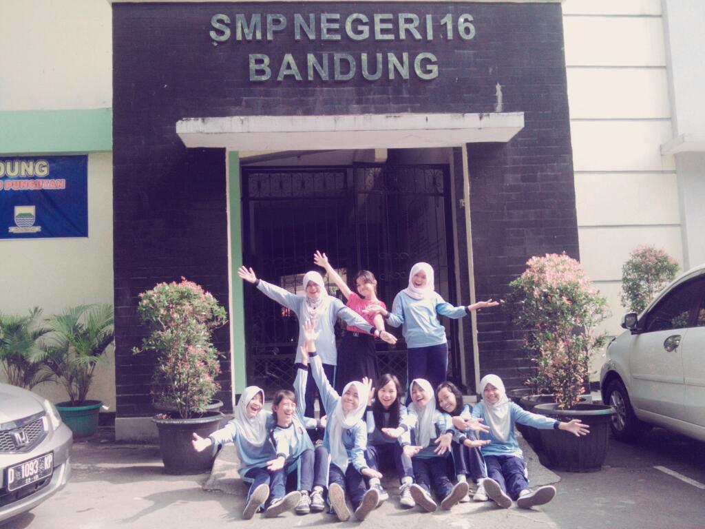 Smpn 16 bandung foto 1