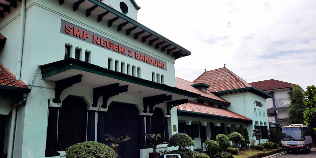 Smp negeri 2 bandung 1