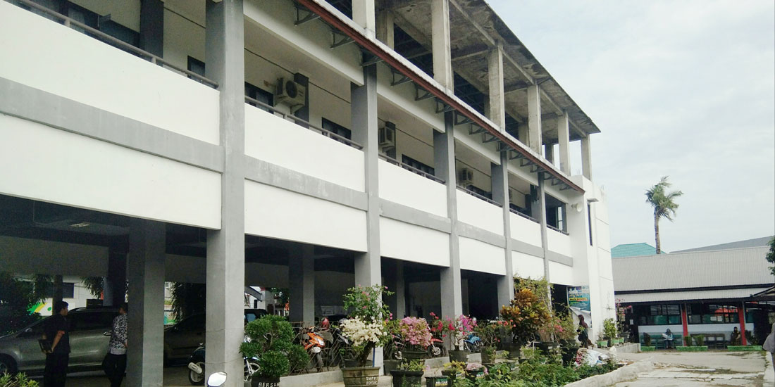 Gedung smpn 2 bontang