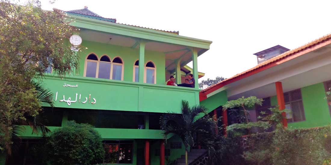 Sarana ibadah masjid di smpn 19 bandung