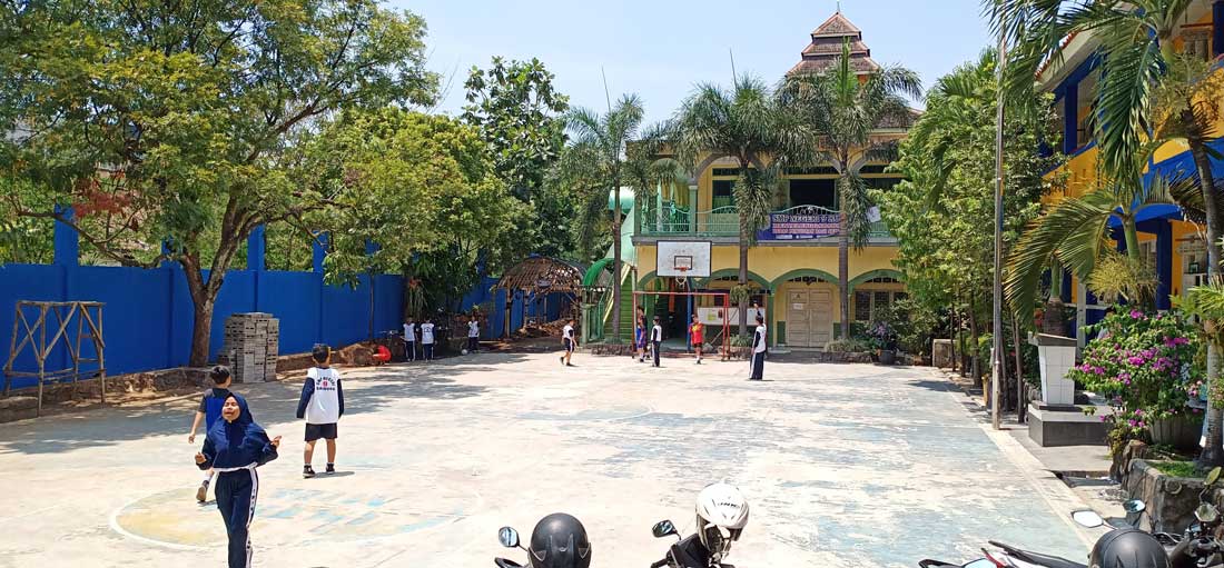Prasarana lapangan smpn 9 bandung