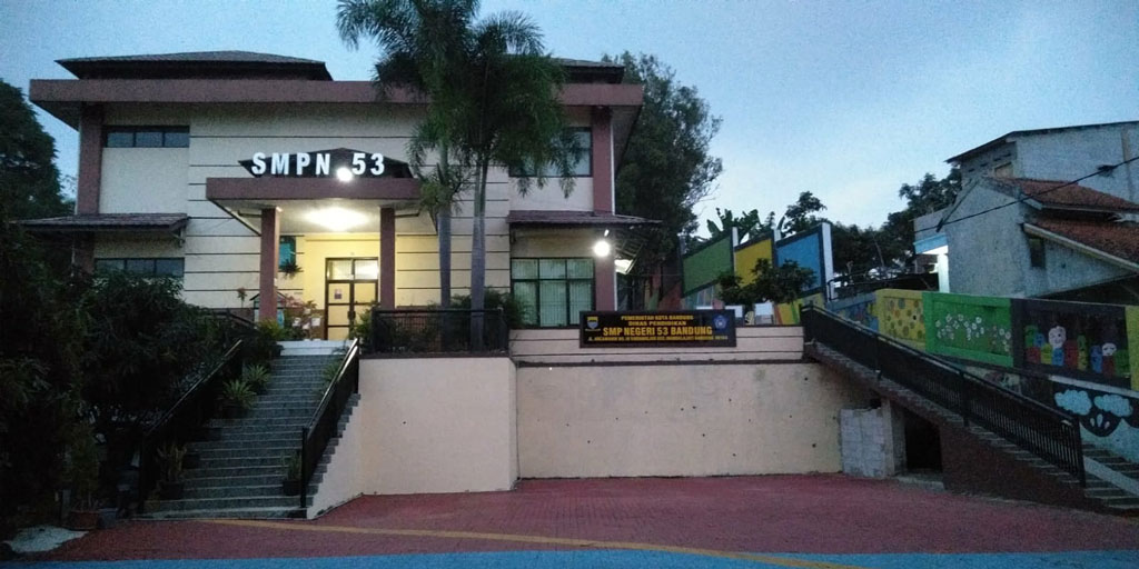 View SMPN 53 Bandung